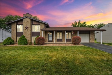 Welcome to your dream home nestled in the Town of Greece! This - photo 2