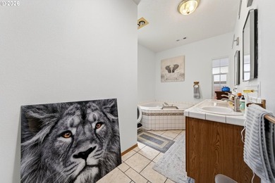 Welcome home to this well-maintained property located at the end - photo 22