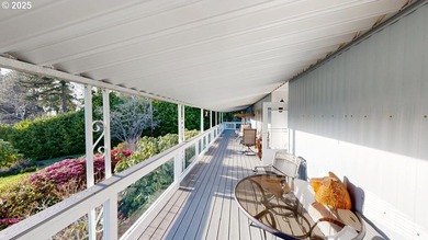 Ocean views, peaceful surroundings, and incredible versatility - photo 23