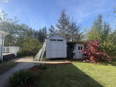 This 1,7817sq. ft. home offers 3 bedrooms and 3 bathrooms with - photo 26