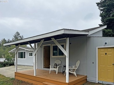 This 1,7817sq. ft. home offers 3 bedrooms and 3 bathrooms with - photo 28