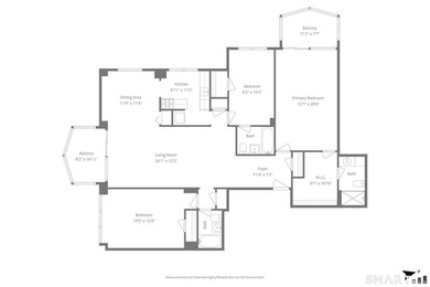 Spacious and beautifully updated 3-bedroom, 3-bath residence in - photo 29