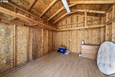 Welcome home to this well-maintained property located at the end - photo 32
