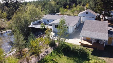 This 1,7817sq. ft. home offers 3 bedrooms and 3 bathrooms with - photo 33