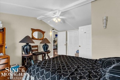 NEW PRICE ENJOY THE BEST OF WATERFRONT LIVING WITH THIS 5 - photo 50