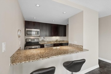 RARELY Available High Floor, SOUTH EAST Corner 2 Bedroom, 1 - photo 2