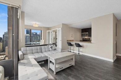RARELY Available High Floor, SOUTH EAST Corner 2 Bedroom, 1 - photo 7