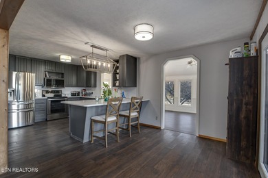 Are you looking for a lakefront home that is priced to allow you - photo 16