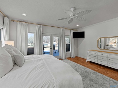 Luxury Waterfront Living! Experience the pinnacle of lakefront - photo 20