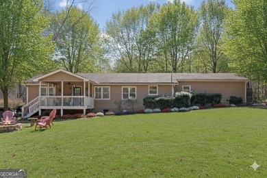 Lake Allatoona Home For Sale in Acworth Georgia