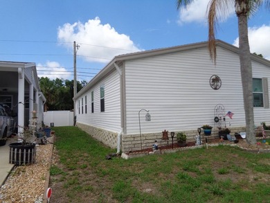 THIS HOME IS A STEAL THREE BEDROOM TWO BATH HOME, WITH A NEW A/C - photo 2