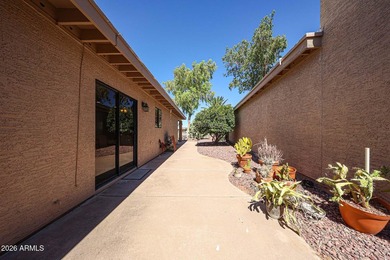 Beautifully updated Alameda Model with an Amazing Lake View. 3 - photo 36