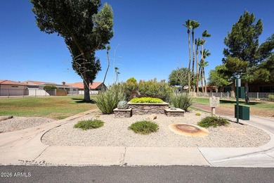 Beautifully updated Alameda Model with an Amazing Lake View. 3 - photo 40