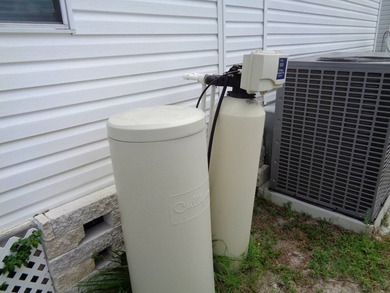 THIS HOME IS A STEAL THREE BEDROOM TWO BATH HOME, WITH A NEW A/C - photo 10