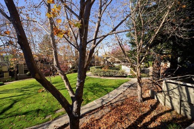 Enjoy the convenient lifestyle of the Hidden Oaks community - photo 17