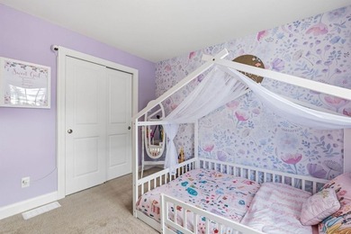 OFFER DEADLINE Monday 1/19 @ NOON. Captivating Colonial with - photo 22