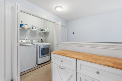 OFFER DEADLINE Monday 1/19 @ NOON. Captivating Colonial with - photo 28