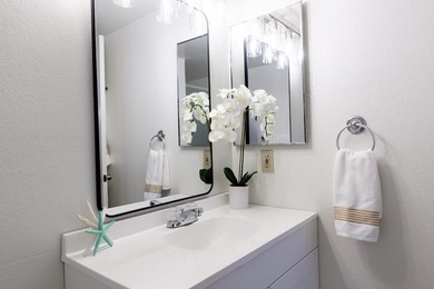 Enjoy the convenient lifestyle of the Hidden Oaks community - photo 31
