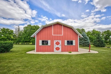 Welcome to this custom-built, lovingly maintained, exceptional - photo 5