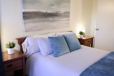 Enjoy the convenient lifestyle of the Hidden Oaks community - photo 47