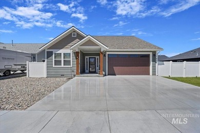Welcome to 919 Victory Drive in the desirable Clover Creek - photo 1
