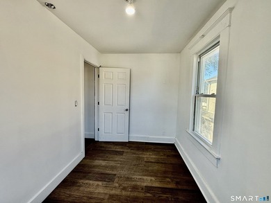 Rental Income $3,600 + $2,600. Cap Rate 7%+. Spacious Stamford 2 - photo 7