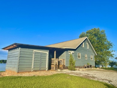 Lake Eddins Chalet on PRIME Location!! - photo 3