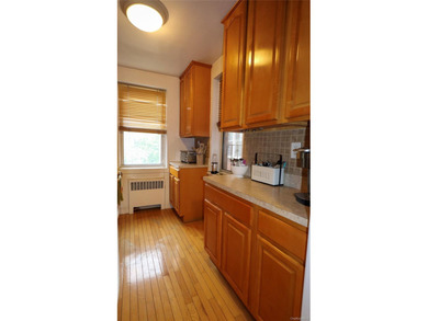 Tastefully designed, well-maintained, and impeccably clean, this - photo 10