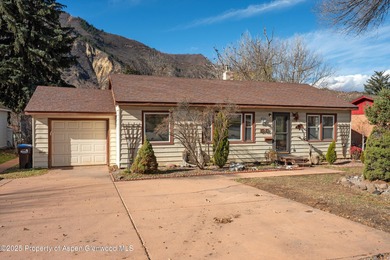 Roaring Fork River Home For Sale in Glenwood Springs Colorado