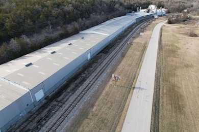 Discover a prime industrial opportunity with this 230,745 +/- SF - photo 8
