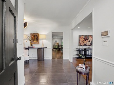 Spacious and beautifully updated ranch offering the perfect - photo 2