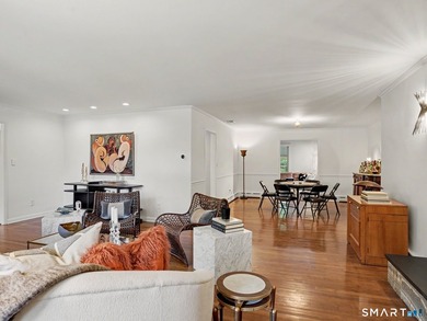 Spacious and beautifully updated ranch offering the perfect - photo 6