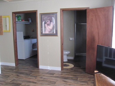 Three bedroom and two bath home on 1.3 acre lot with a 60 X 60 - photo 9