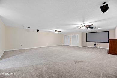 Location, Location, Location!!! This one owner home is ready to - photo 21