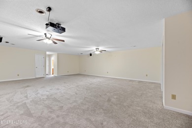 Location, Location, Location!!! This one owner home is ready to - photo 22
