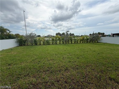 Price improvement!!New Construction 3 bedroom plus Den, 3 full - photo 23
