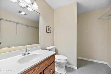 Location, Location, Location!!! This one owner home is ready to - photo 24