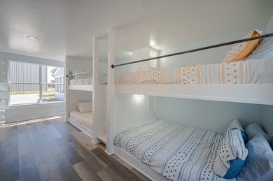 GREAT INVESTMENT OPPORTUNITY & LOCATION!!Enjoy this relaxing - photo 31