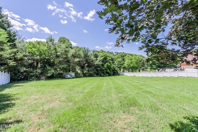 Location, Location, Location!!! This one owner home is ready to - photo 35
