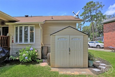 Welcome home to this meticulously maintained island beauty - photo 45