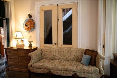 Dreams Do Come True Here! A large Victorian with a garage apt & - photo 10
