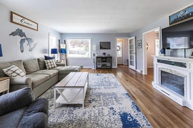 This quality, solid brick, Cape Cod home is just a few minutes - photo 6