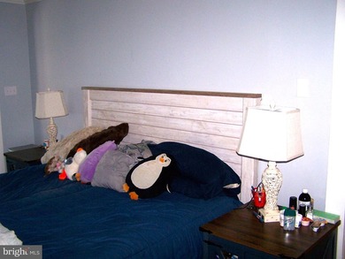 LOCATION,LOCATION,LOCATION!! Only 2 blocks to the beach! Less - photo 31