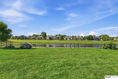Experience the ultimate lakefront lifestyle with this rare ranch - photo 44