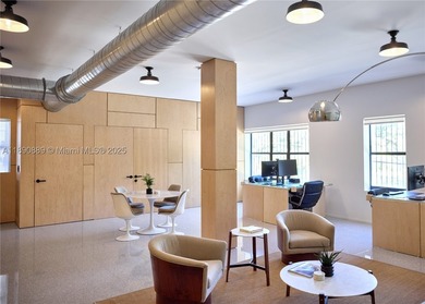 Beautifully renovated two-story creative office/warehouse - photo 1