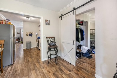 Welcome to 906 Magnolia Avenue! This beautifully updated - photo 13