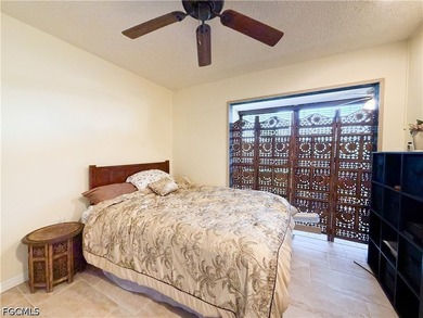 Experience easy Florida living in this inviting first-floor - photo 14