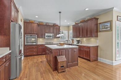 This thoughtfully designed open-concept home sitting on the 12th - photo 23