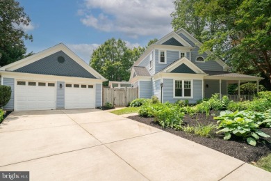Lake Home For Sale in Dumfries, Virginia