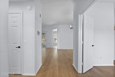 A beautiful, updated Clayton Villa in the heart of Sun City - photo 5